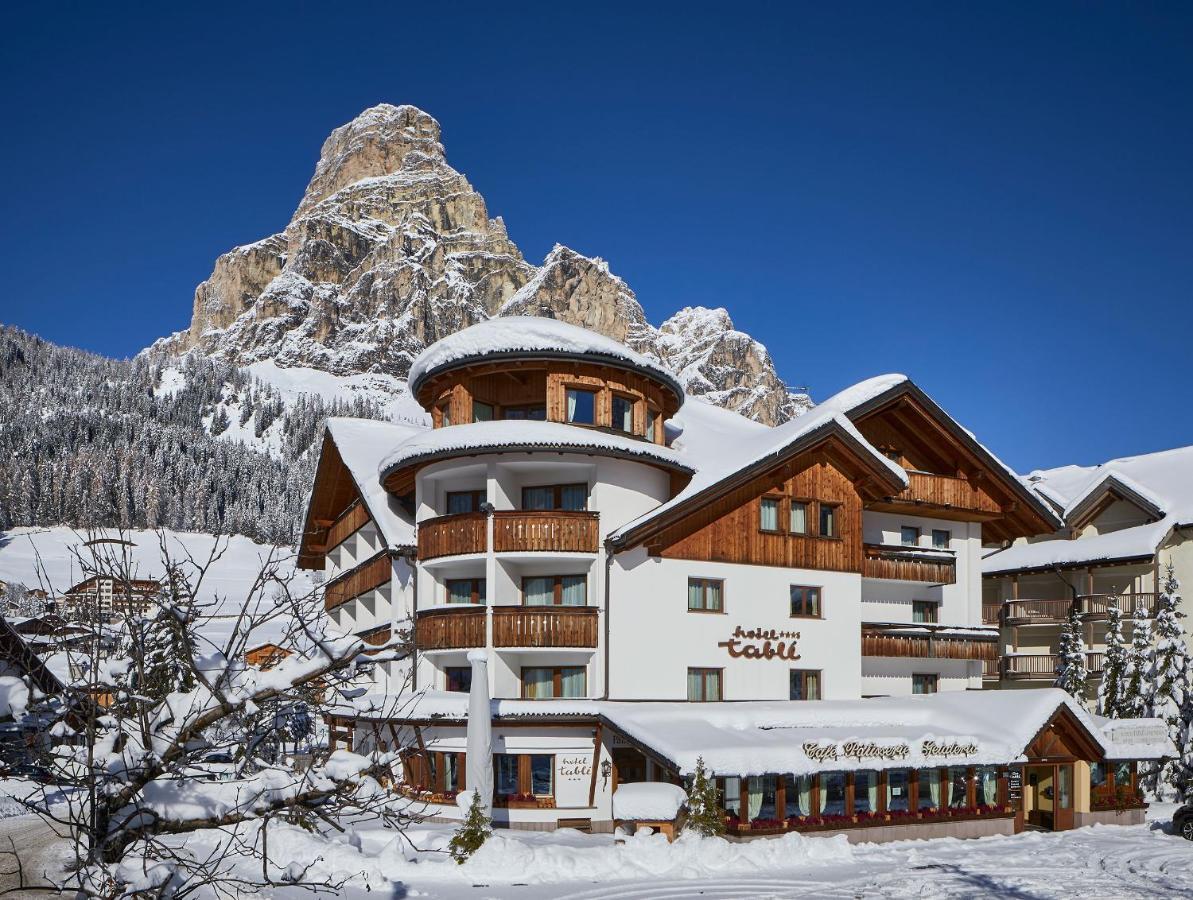 Hotel Table Corvara In Badia Kültér fotó