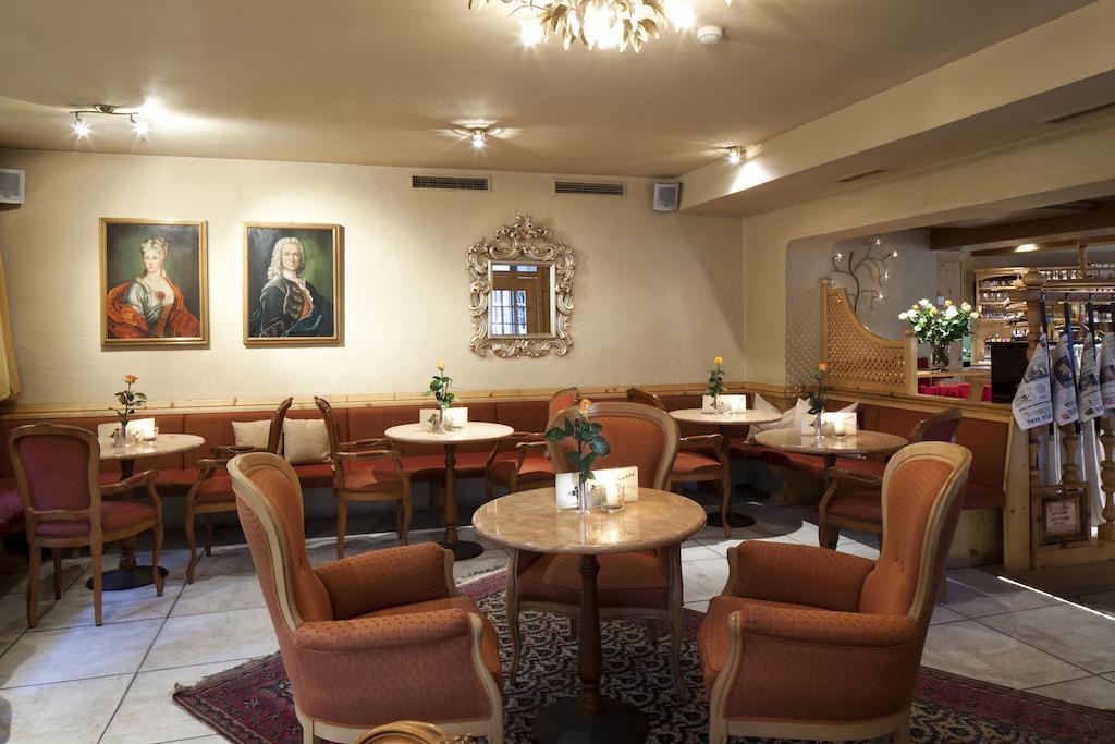 Hotel Table Corvara In Badia Kültér fotó